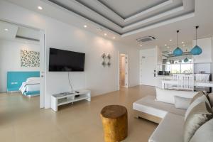 Amala Grand Bleu Resort Hilltops