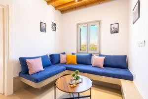 Assyr A - Santorini Cozy Cycladic Retreat