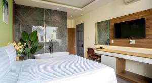 La Phan Huy Ich Hotel