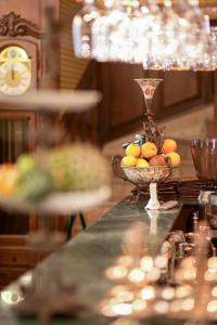 Grand Hotel London