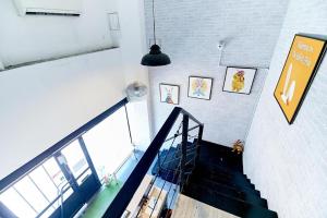 The rabbits hole hostel