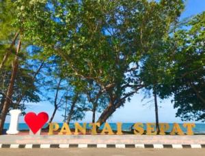 Pantai Sepat AA Homestay