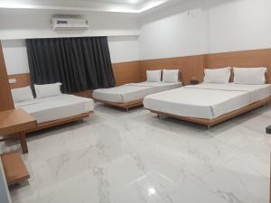 Pushpak Resort