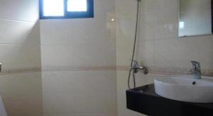 Hanoi Discovery II Hotel