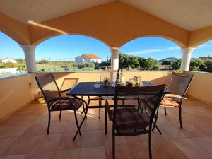 Apartment Maja - 3 Bedrooms