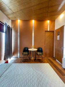 The Hermitage Tagaytay-Executive room