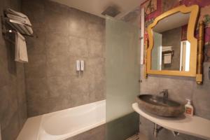 Stay Banaras - A Boutique Hotel in Sigra