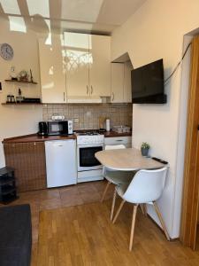 Petris Apartment - Private Parking - Self Check-in