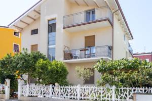 Italian Experience-Seaside Apartment