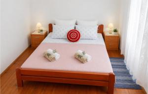 Stunning Home In Savar With Wifi