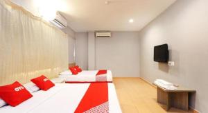 OYO 89676 Hotel 22