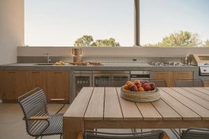 Eleven Sundays Retreat Beach Escape by etouri