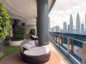 Eaton Residence by Nipa suites