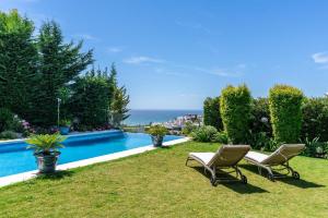Villa in Cabopino with Infinity Pool and Seaviews