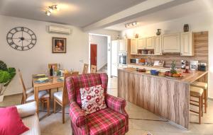 Beautiful Home In Donja Jagodnja