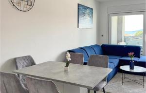 2 Bedroom Cozy Apartment In Sibenik