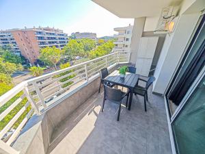 LITORAL COSTA DORADA - ZAHARA Only families