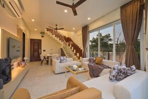 3BHK with pool Deshco Villa Celesto, Lonavala