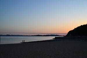 2026年OPEN 一棟貸しの宿 瀬戸大橋一望 渋川海岸沿い デザイナーズinn
