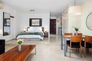 Marina del Sol Apartments by Alfresco Stays