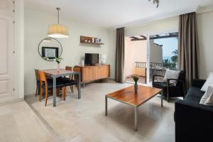 Marina del Sol Apartments by Alfresco Stays