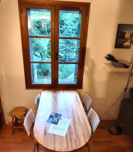 Estudio con piscina en Enveitg