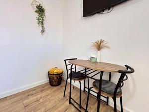 Studio apartments RAFAEL - 4 minutes to the beach