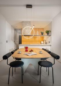 Czysta 4 Premium Residence with AC-ProperUNIT