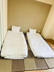R SQUARE Nipponbashi Room No 701