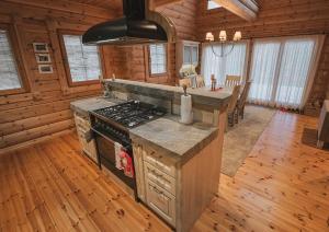 Luxury Private Alpine Log Chalet with SPA at Lake Jasna, Kranjska Gora