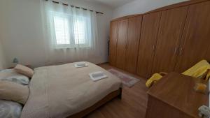 Apartment Livaja -Easy City Access 2DB, Parking, Klima