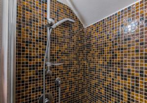 Hostly Suite dellOcchio