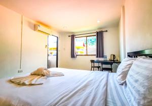 Patong Canal Villa 307