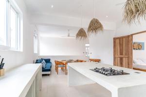 Private 4 bedroom Double-Storey Villa with Pool & Tropical Garden - Walk to Paje Beach, Shops & Restaurants
