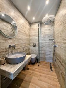 Ellinas Hotel