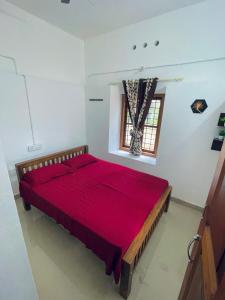 Private 2BR Plantation Villa on Urumbikkara Hills