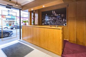 Hotels Modern Hotel : photos des chambres