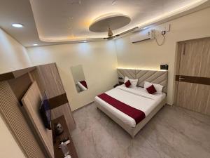 Kuber Palace Varanasi