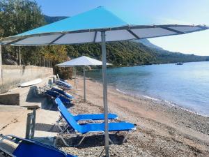 Μπαλκόνι Στο Γαλάζιο