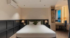 Grand Beach Hotel