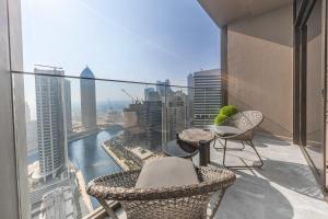 StayShort - Sleek Business Bay 1BR - Modern Stay for 4
