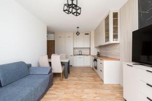 Heweliusza 10A Harmony Apartment by BookingHost