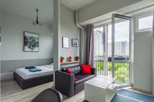 Warsaw Centrum Grzybowska Exclusive Apartment High Ceilings View by PolandBnB