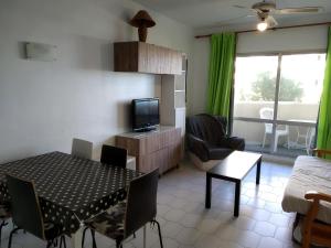 Apartment with Sea View in Benalbeach