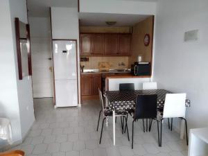 Apartment with Sea View in Benalbeach
