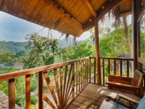 Ke Mountain and Lake Retreat