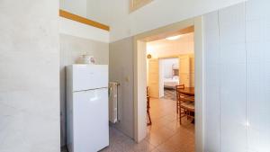Casa Cenzina by Rentbeat
