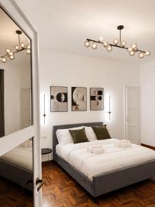 Hospitality Mascherino