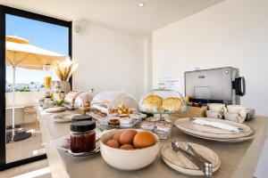 Sandora Living