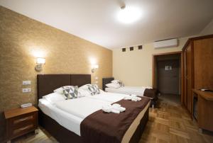 Dóm Hotel